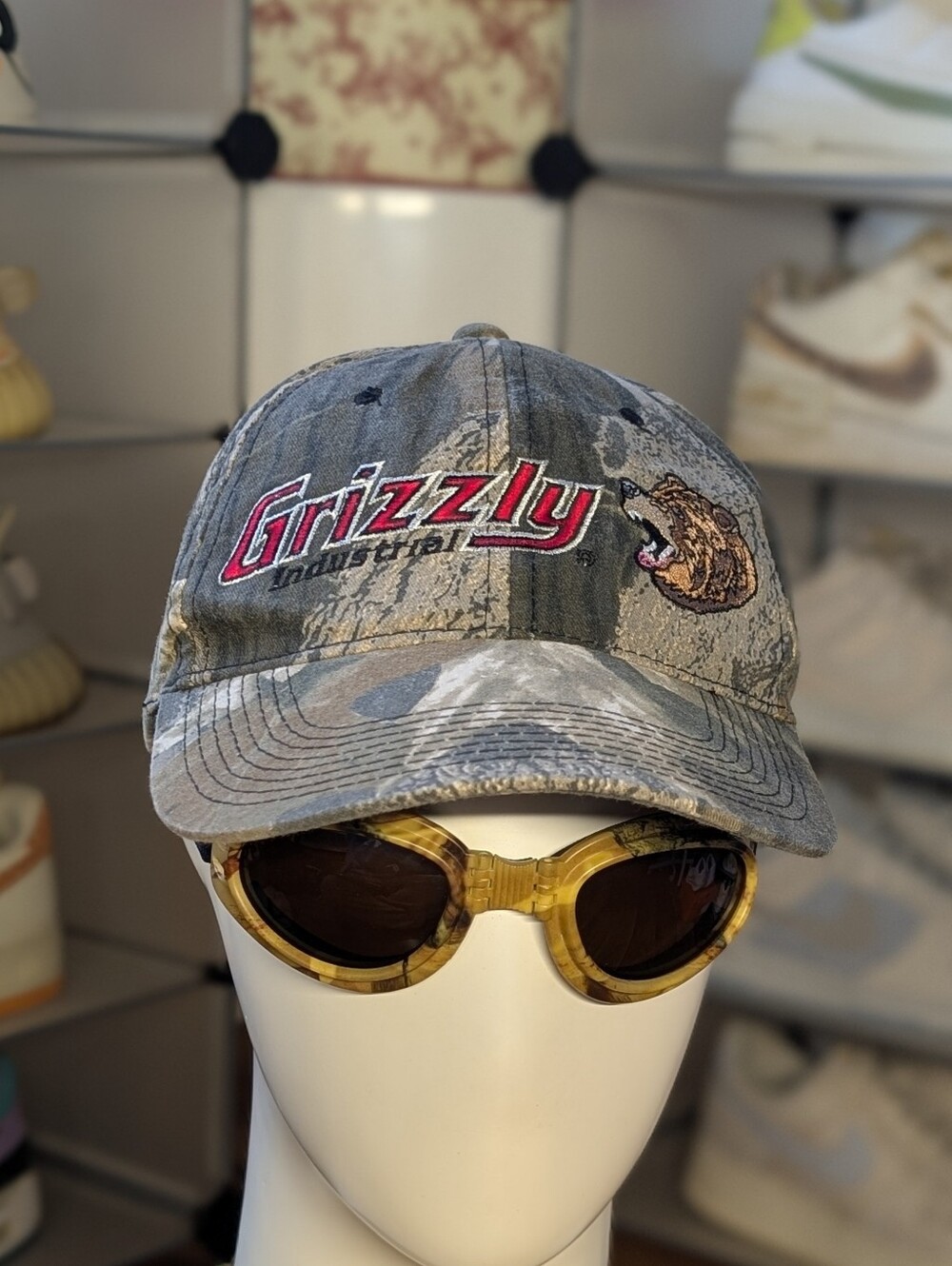 Grizzly Industrial Vintage Camo Hat (OS)